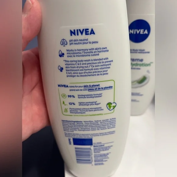 Set of 2 - Nivea Creme Aloe Hydration Body Wash - Picture 2 of 3